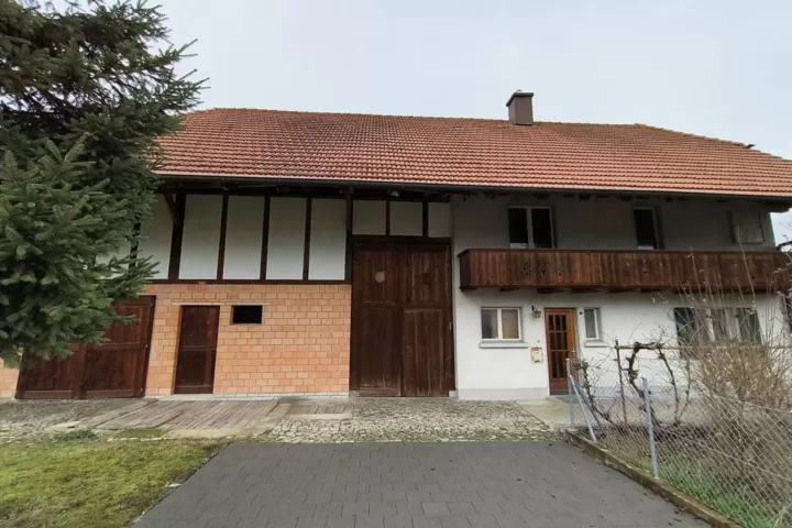 4.5-Zimmer-Bauernhaus in Kallnach