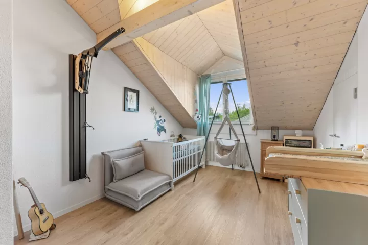 Ihr neues Zuhause an zentraler Lage: 4½-Zimmer Maisonette-Eigentumswohnung in Lyss – Bild 5