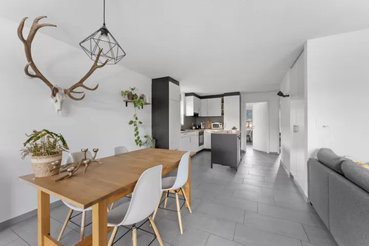 3.5 Zimmer Attikawohnung in Sonceboz-Sombeval