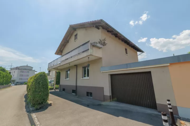 Freistehendes 4.5 Zimmer-Einfamilienhaus