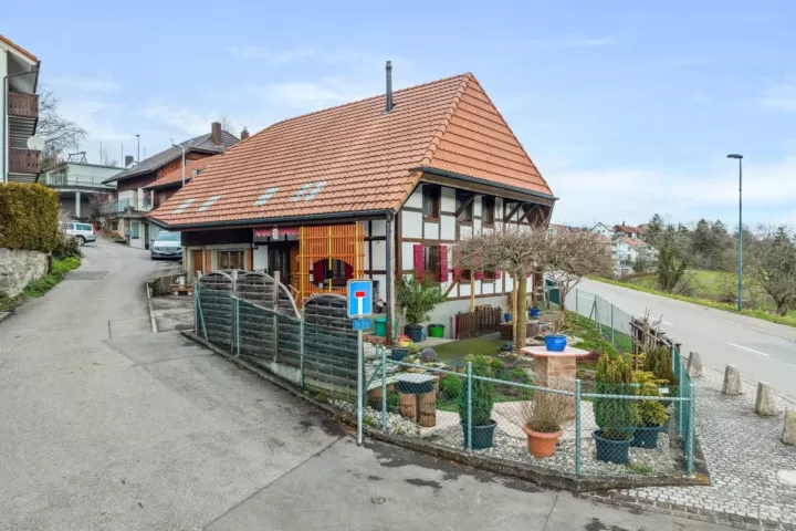 4.5-Zimmer-Bauernhaus in Walperswil